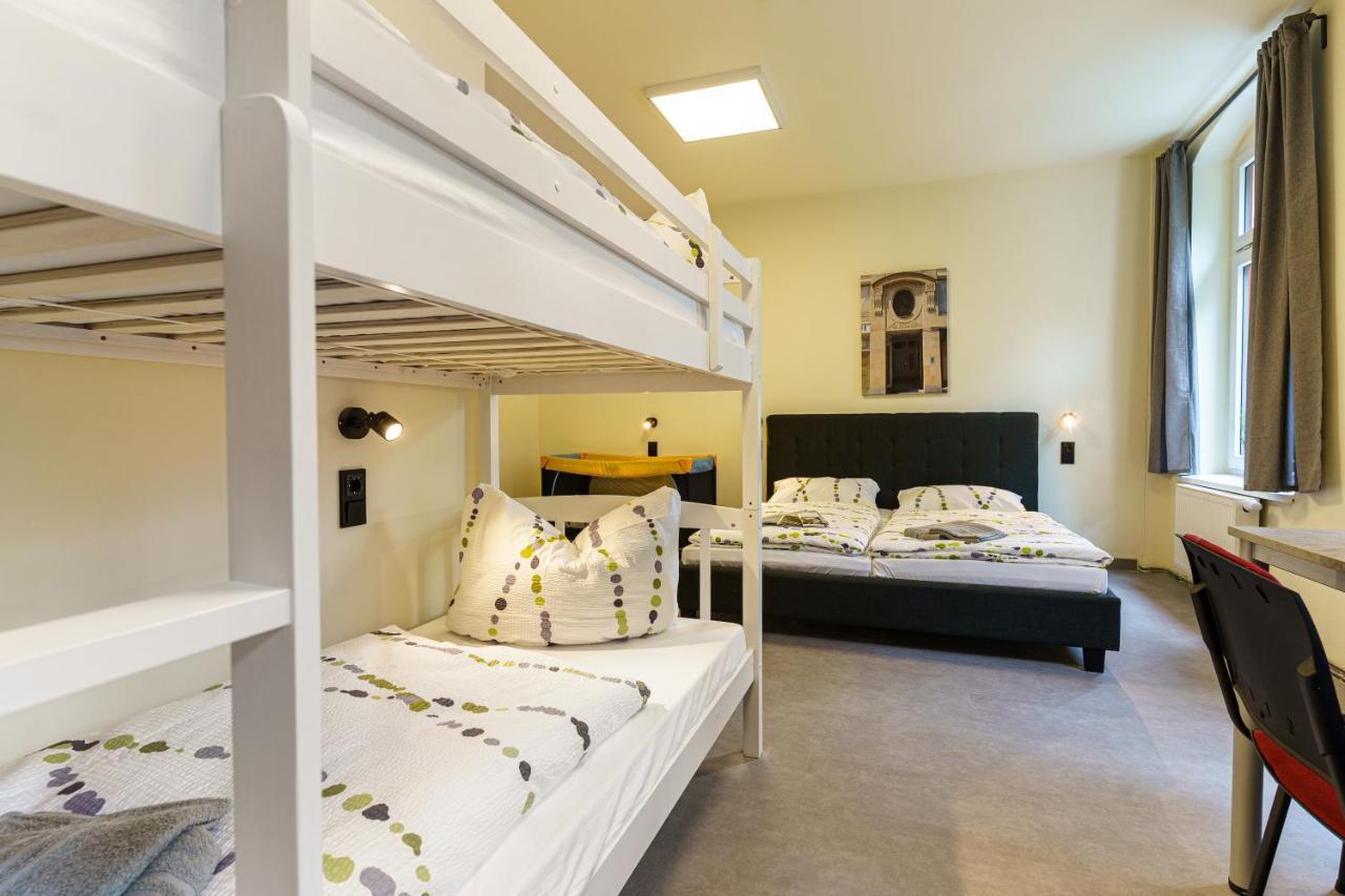 Hotel Und Hostel Gleisbett Annaberg-Buchholz Kültér fotó